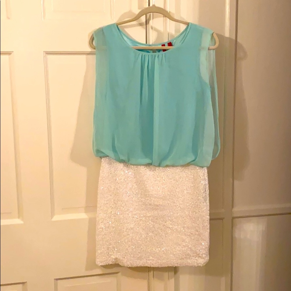 5/48 Sequin dress